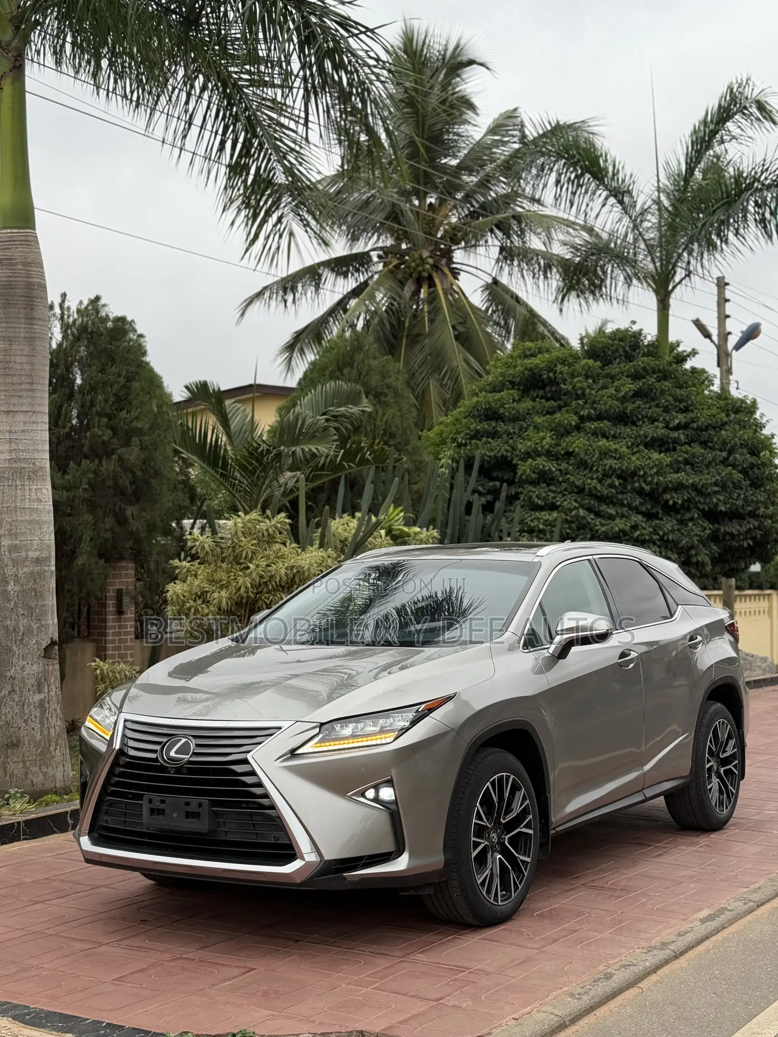 Lexus RX 350 AWD 2018 Gold