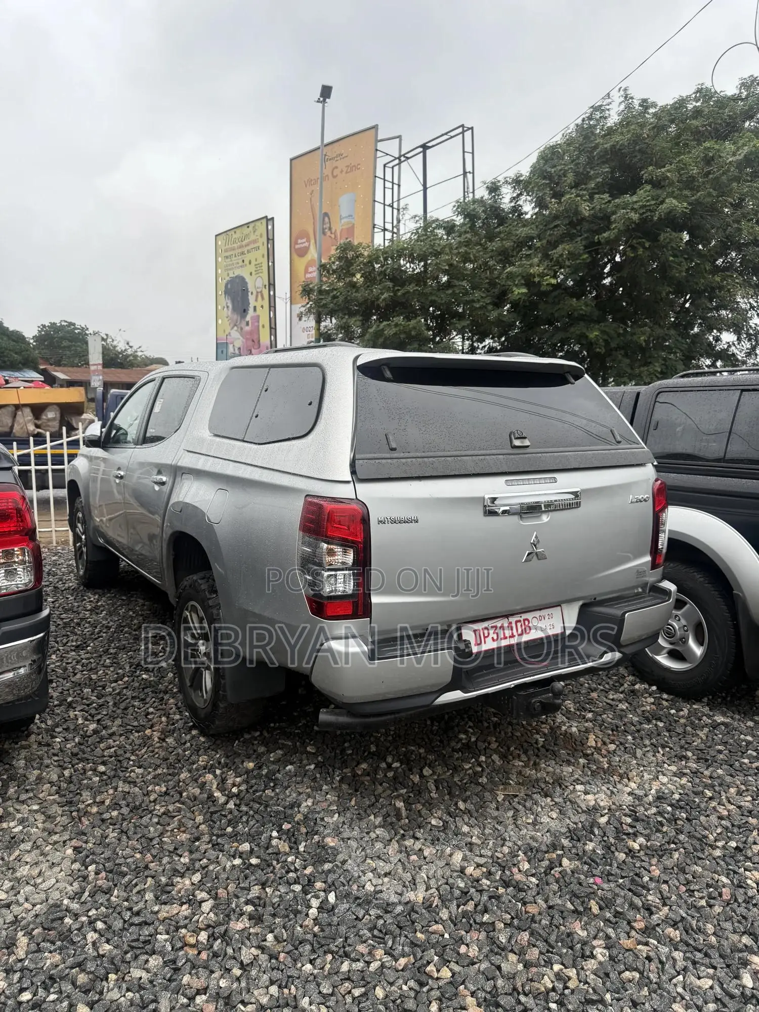 Mitsubishi L200 Double Cab 2.4 181hp 4WD 2020 Silver