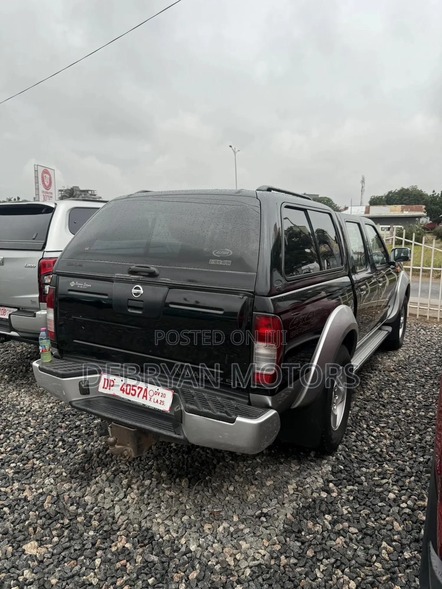Nissan Navara 2.5 dCi 2010 Black