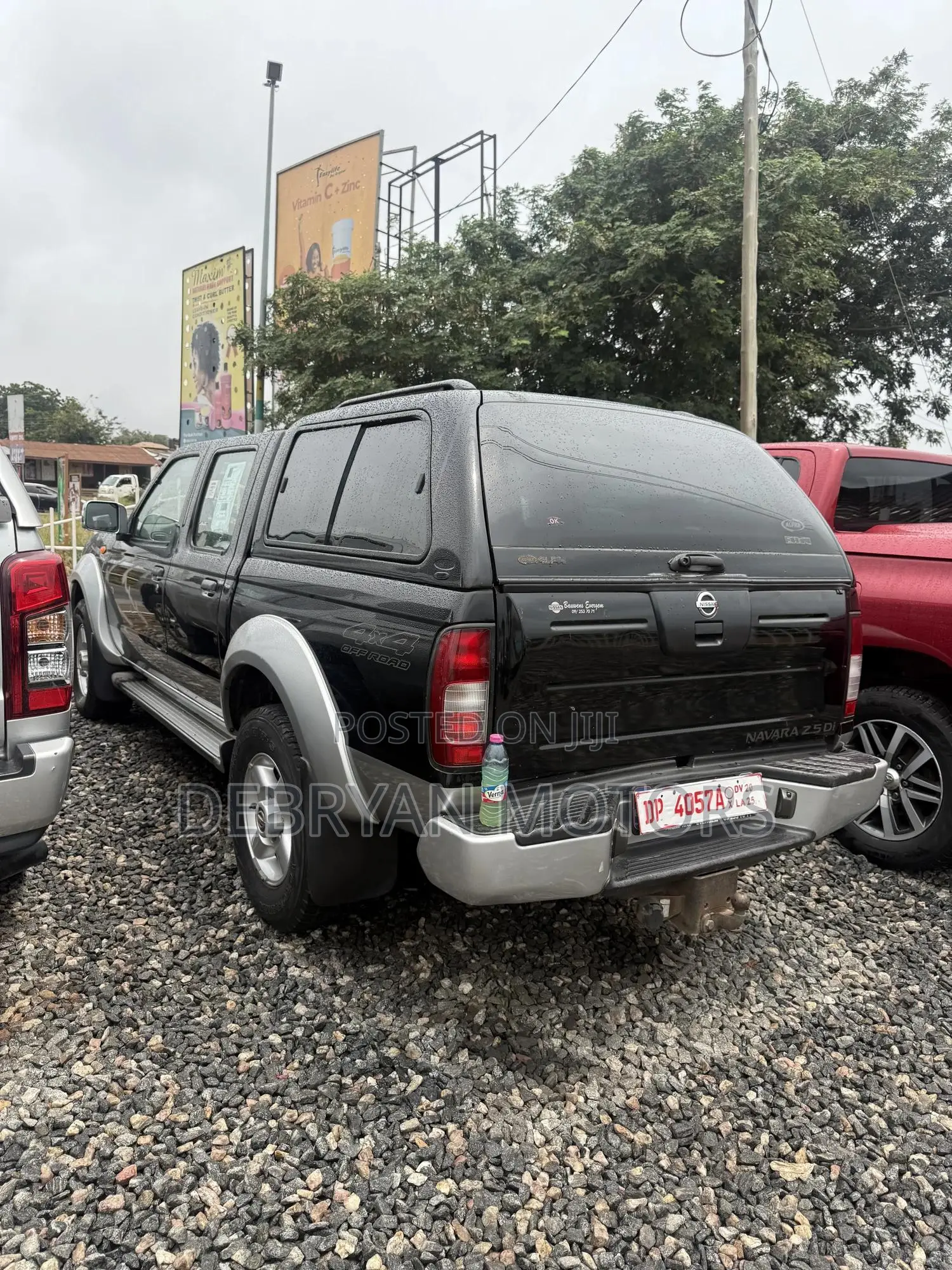 Nissan Navara 2.5 dCi 2010 Black