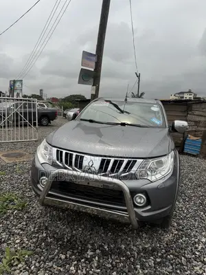Mitsubishi L200 Double Cab 2.4 181hp 4WD 2016 Gray