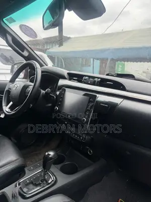 Toyota Hilux Revo Double Cab Deisel 2.4 AWD 2021 Orange
