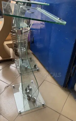 Photo - Glass Pulpit