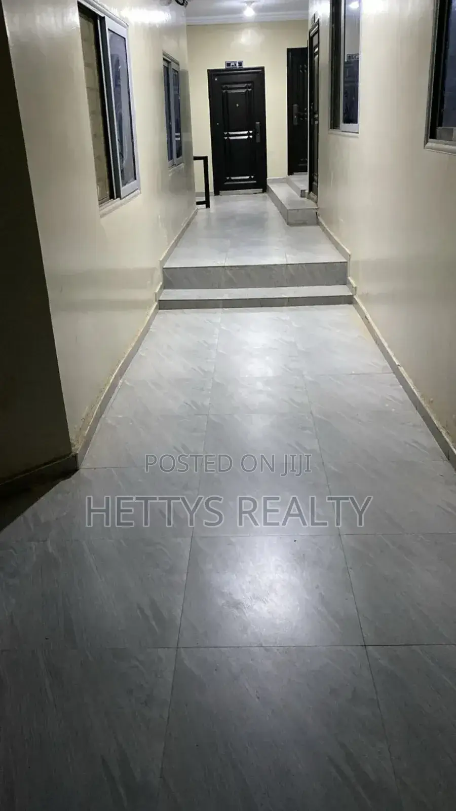 20bdrm Apartment in Kumasi Metropolitan for sale