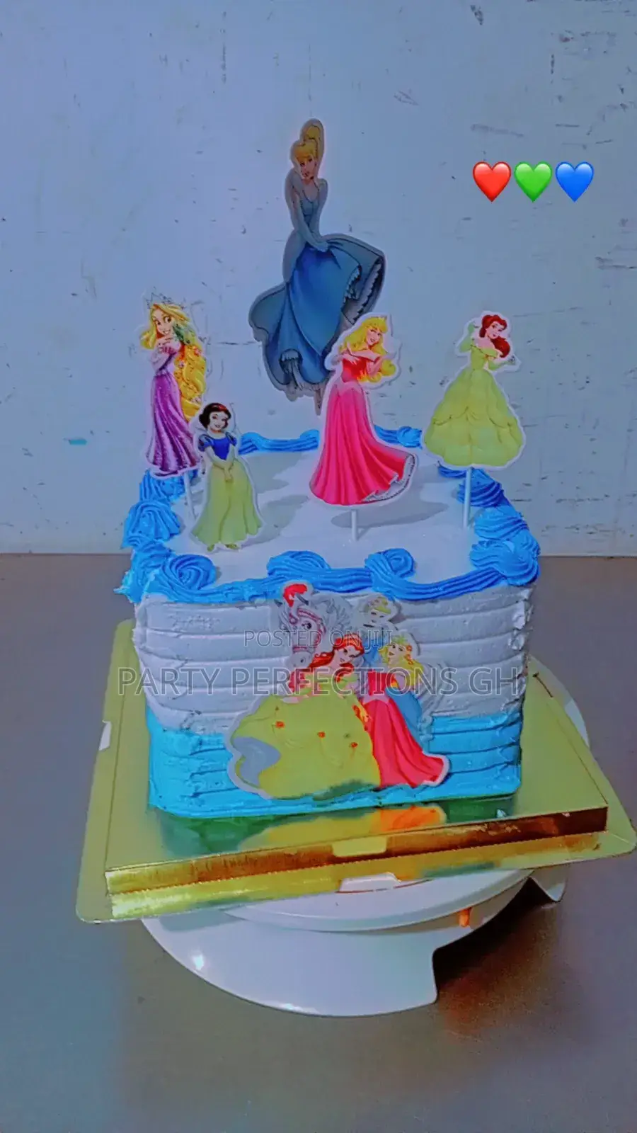 Beautifully Designed Birthday Cakes for Sale