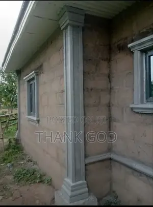 Pillar and Window Design