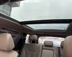 Hyundai Santa Fe Limited 2022 White
