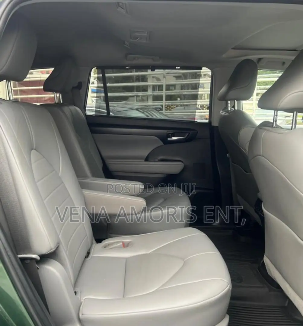 Toyota Highlander 2023 Green