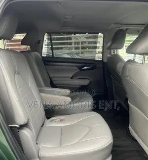 Toyota Highlander 2023 Green