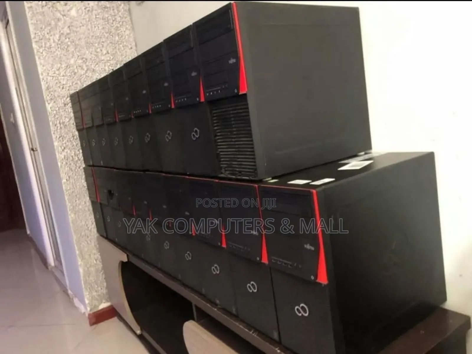 Desktop Computer Fujitsu Esprimo P558 8GB Intel Core I5 SSD 256GB