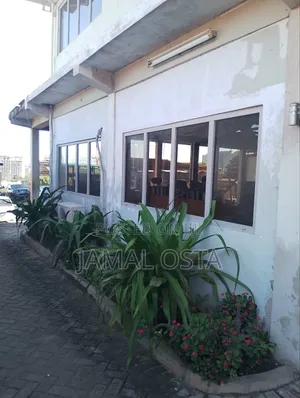 5bdrm House in North Dzonwulu, Dzorwulu for sale