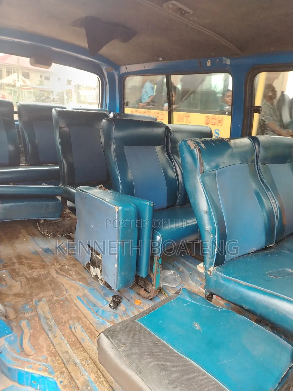 Toyota HiAce 2006 Blue