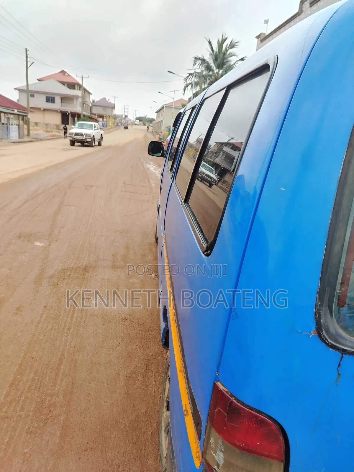 Toyota HiAce 2006 Blue