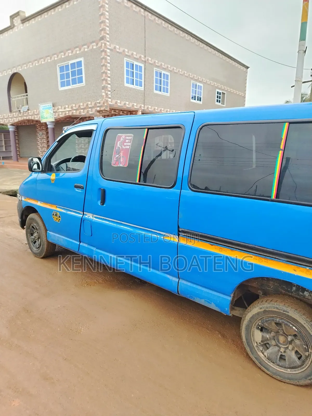 Toyota HiAce 2006 Blue