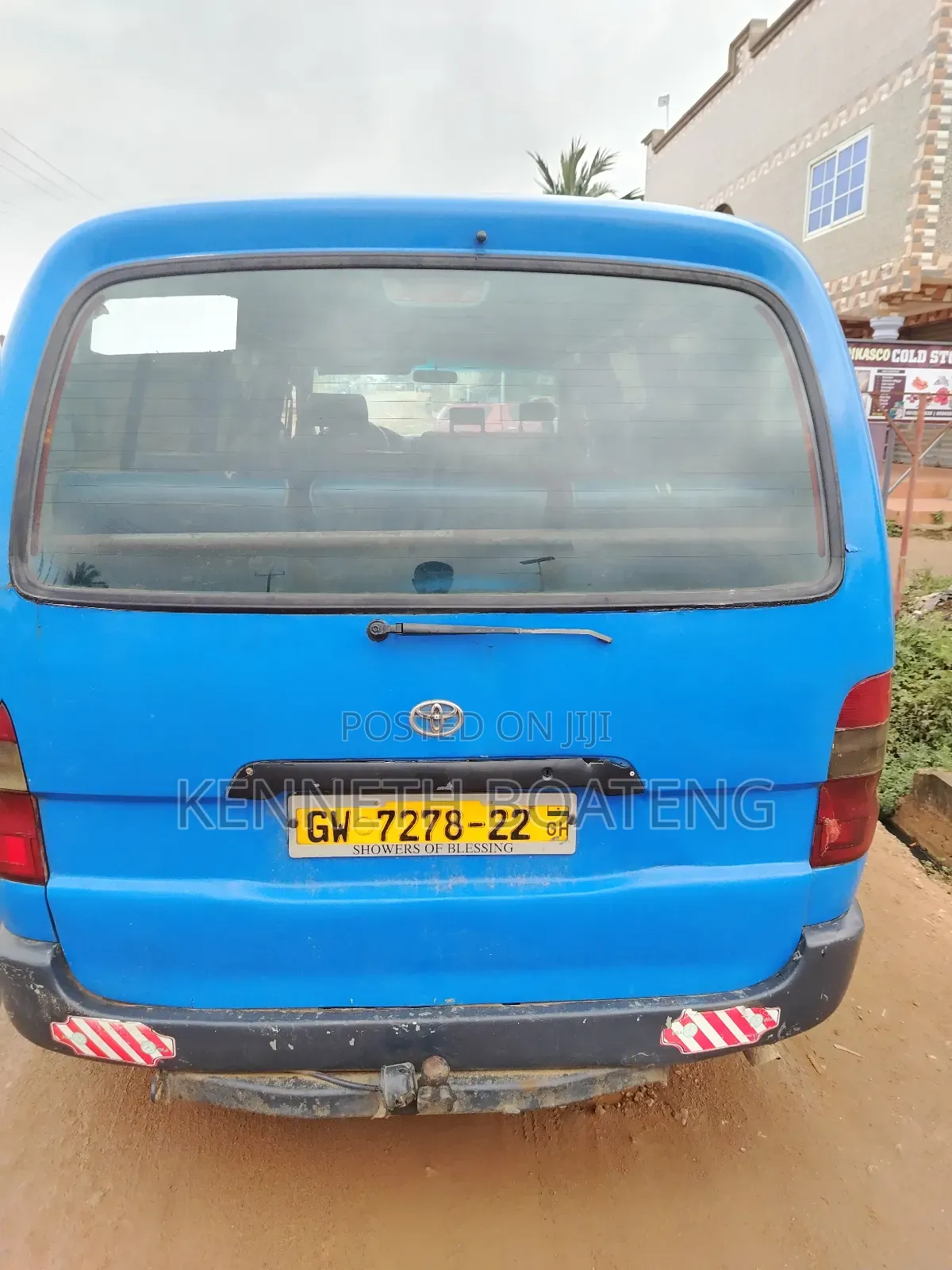 Toyota HiAce 2006 Blue