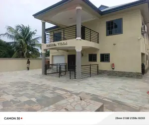 7bdrm House in Mamprobi for sale