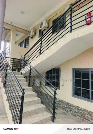 7bdrm House in Mamprobi for sale