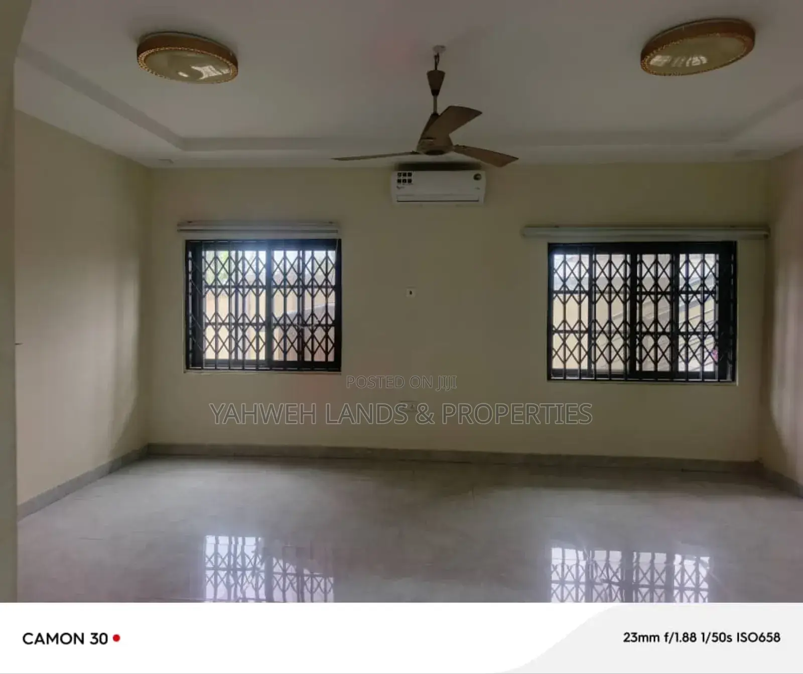 7bdrm House in Mamprobi for sale