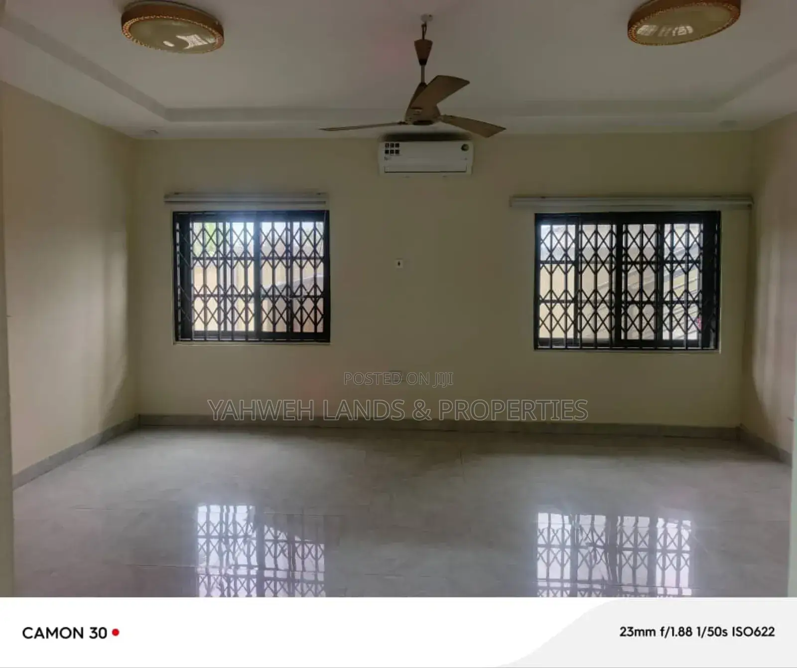 7bdrm House in Mamprobi for sale