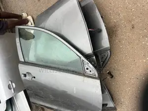 Pontiac Vibe 09-12 Doors Set