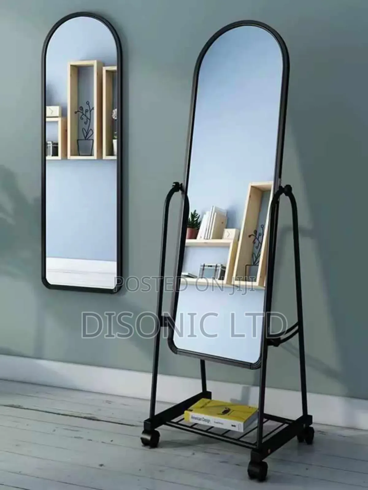 Classic Stand Dressing Mirror