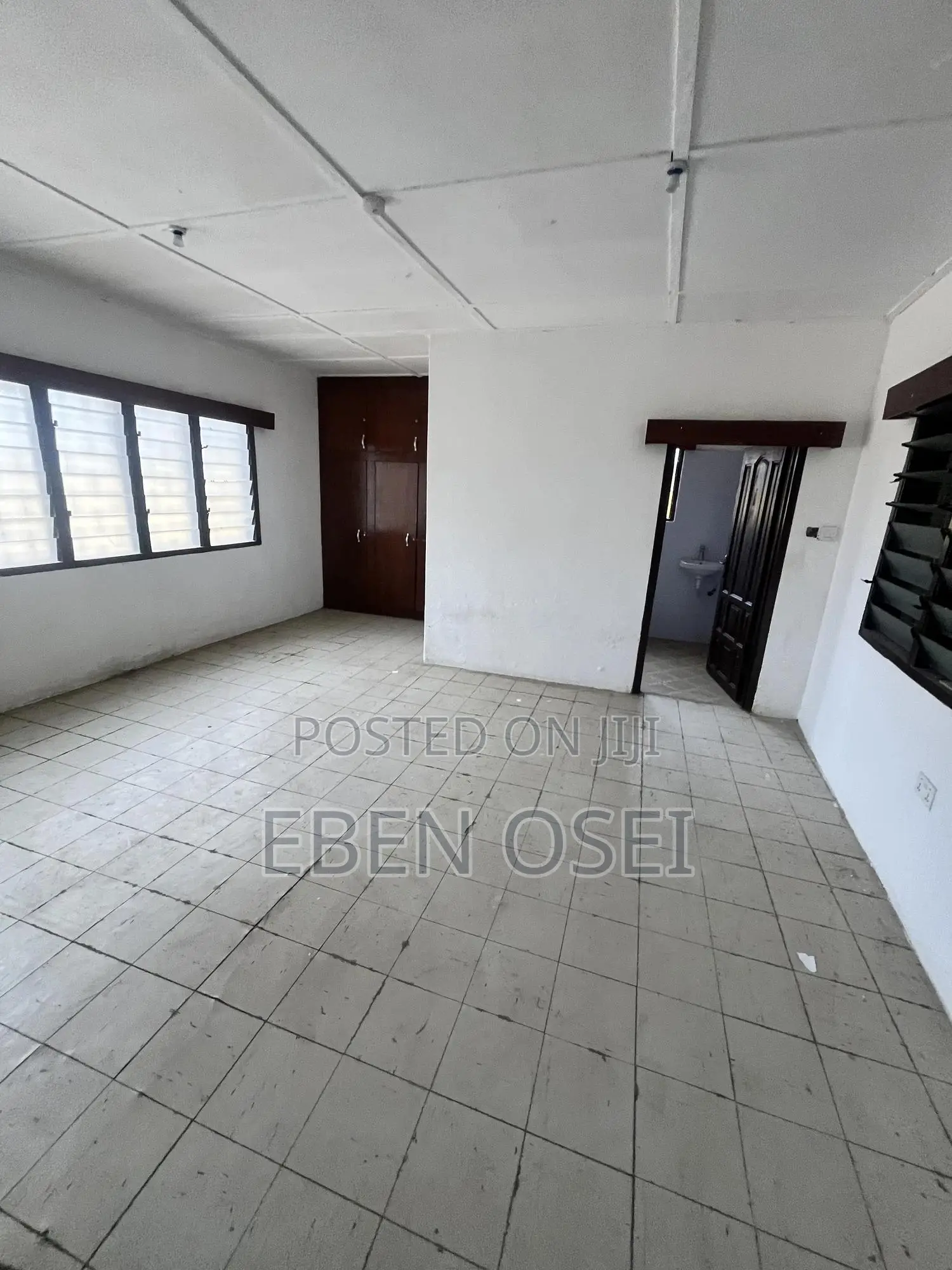 4bdrm Apartment in Dansoman for rent