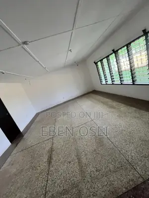 4bdrm Apartment in Dansoman for rent