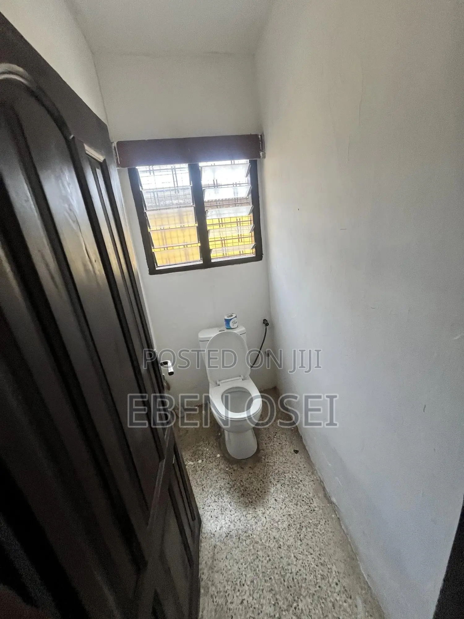 4bdrm Apartment in Dansoman for rent