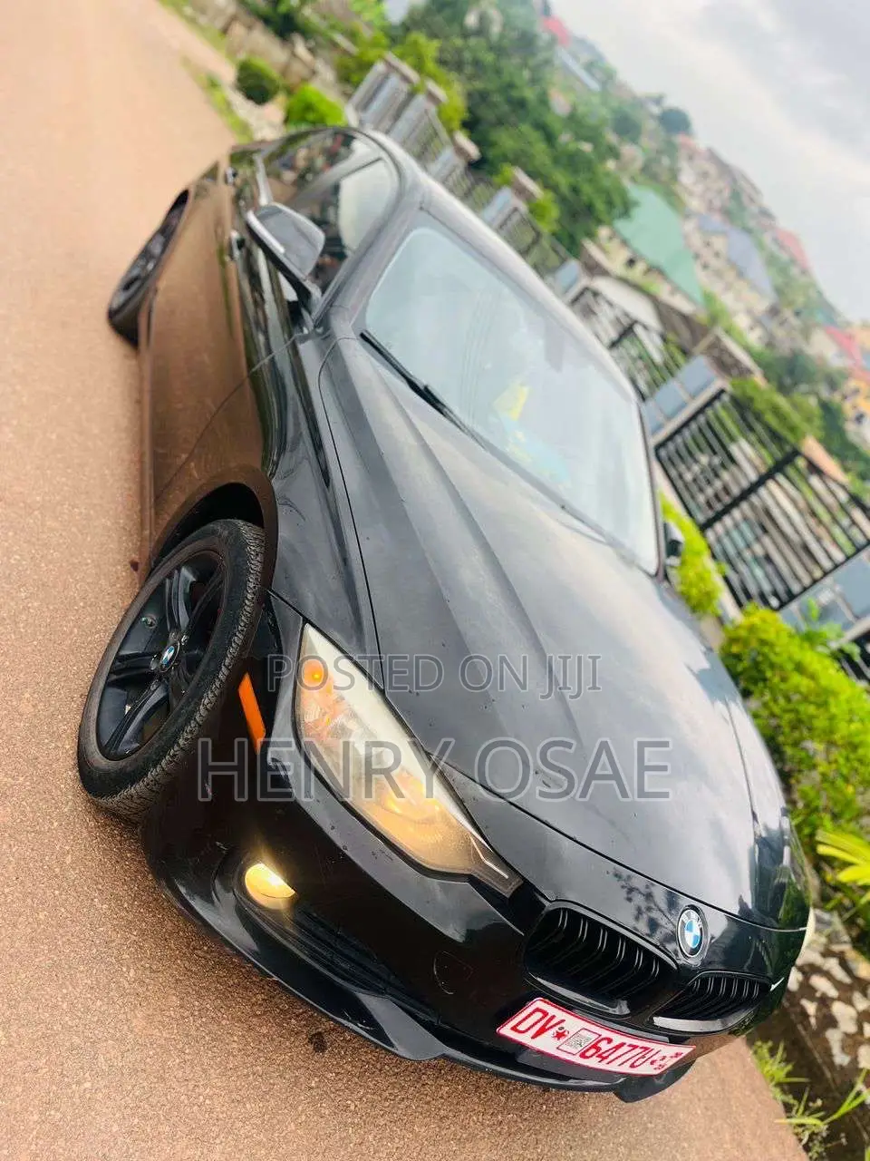 BMW 320i Sedan RWD 2015 Black