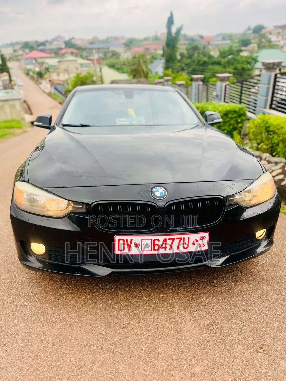 BMW 320i Sedan RWD 2015 Black