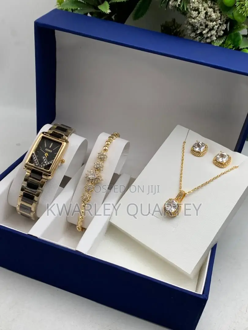 Ladies Jewelry Set