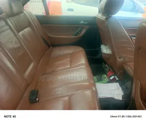 Peugeot 607 2005 Pink