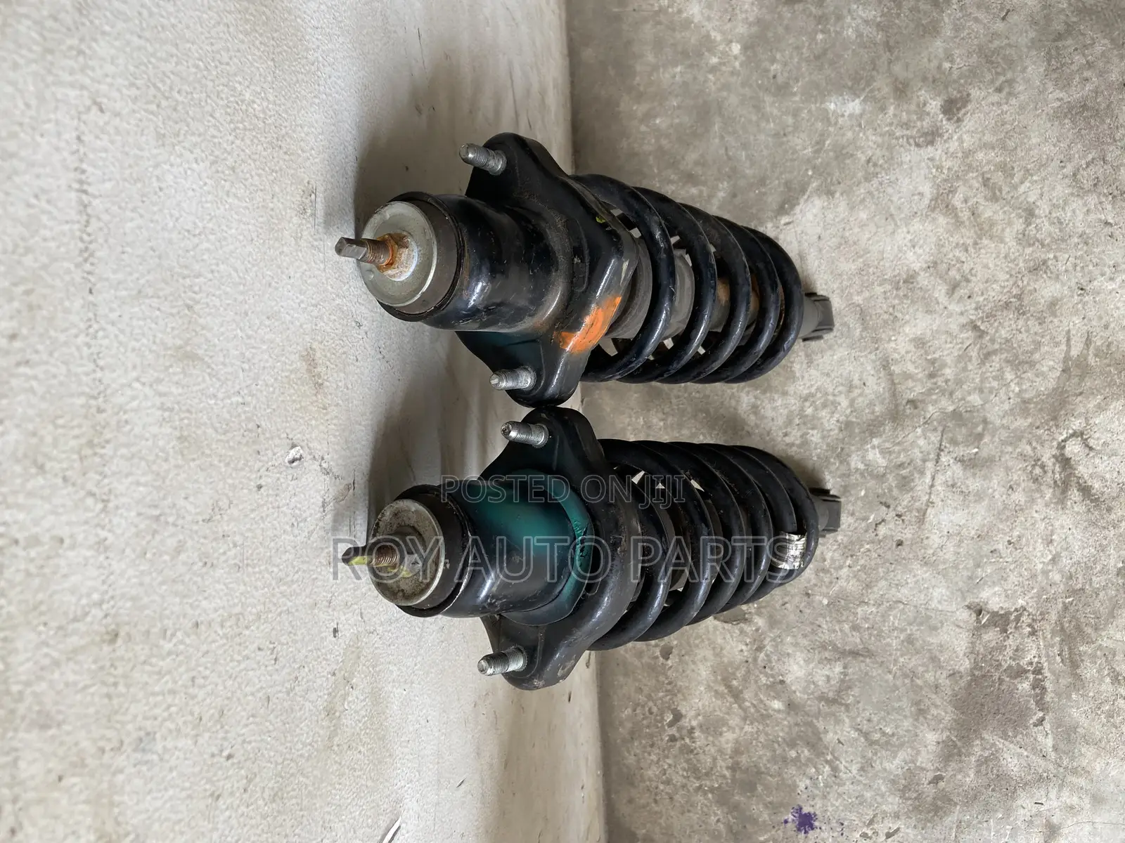 Dodge Caliber/ Avenger Back Shocks