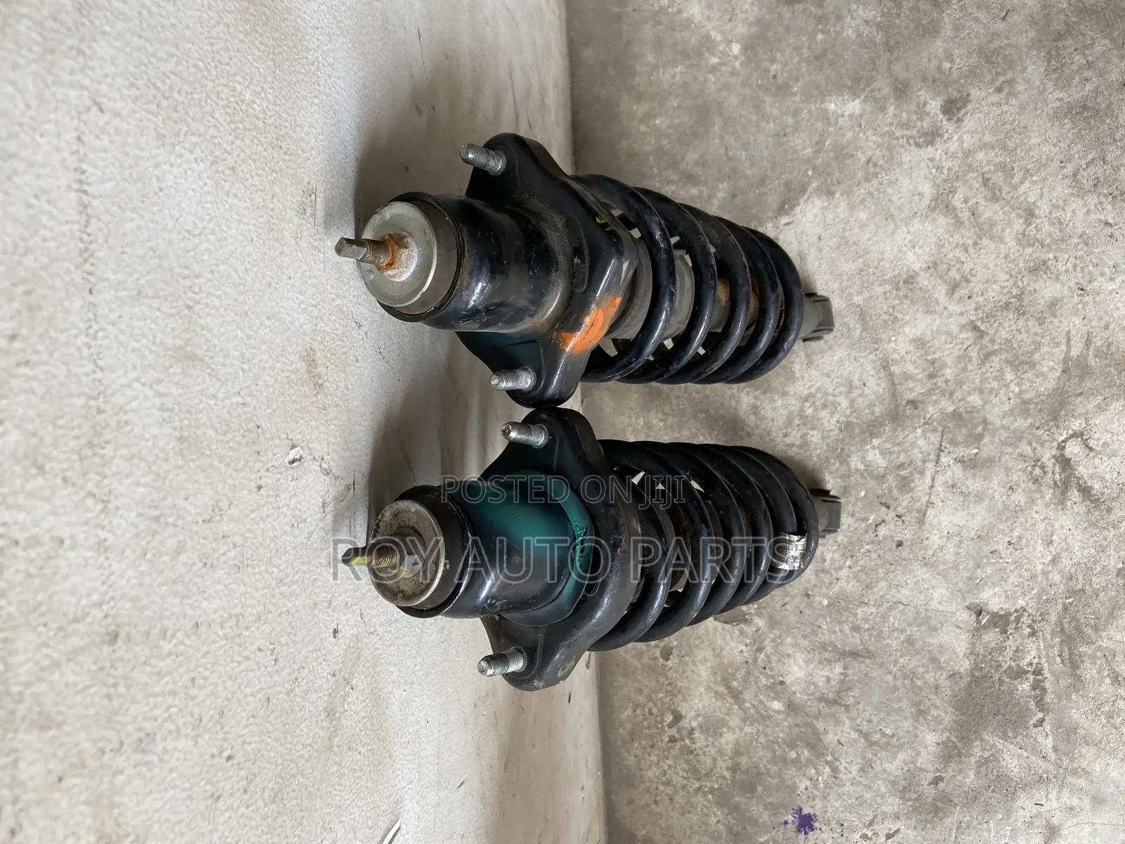 Dodge Caliber/ Avenger Back Shocks