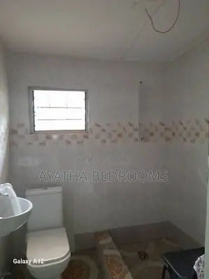 3bdrm Apartment in Ayathar Bedroom, New Town for rent
