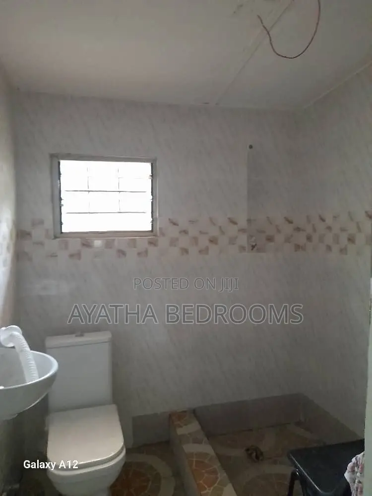 3bdrm Apartment in Ayathar Bedroom, New Town for rent