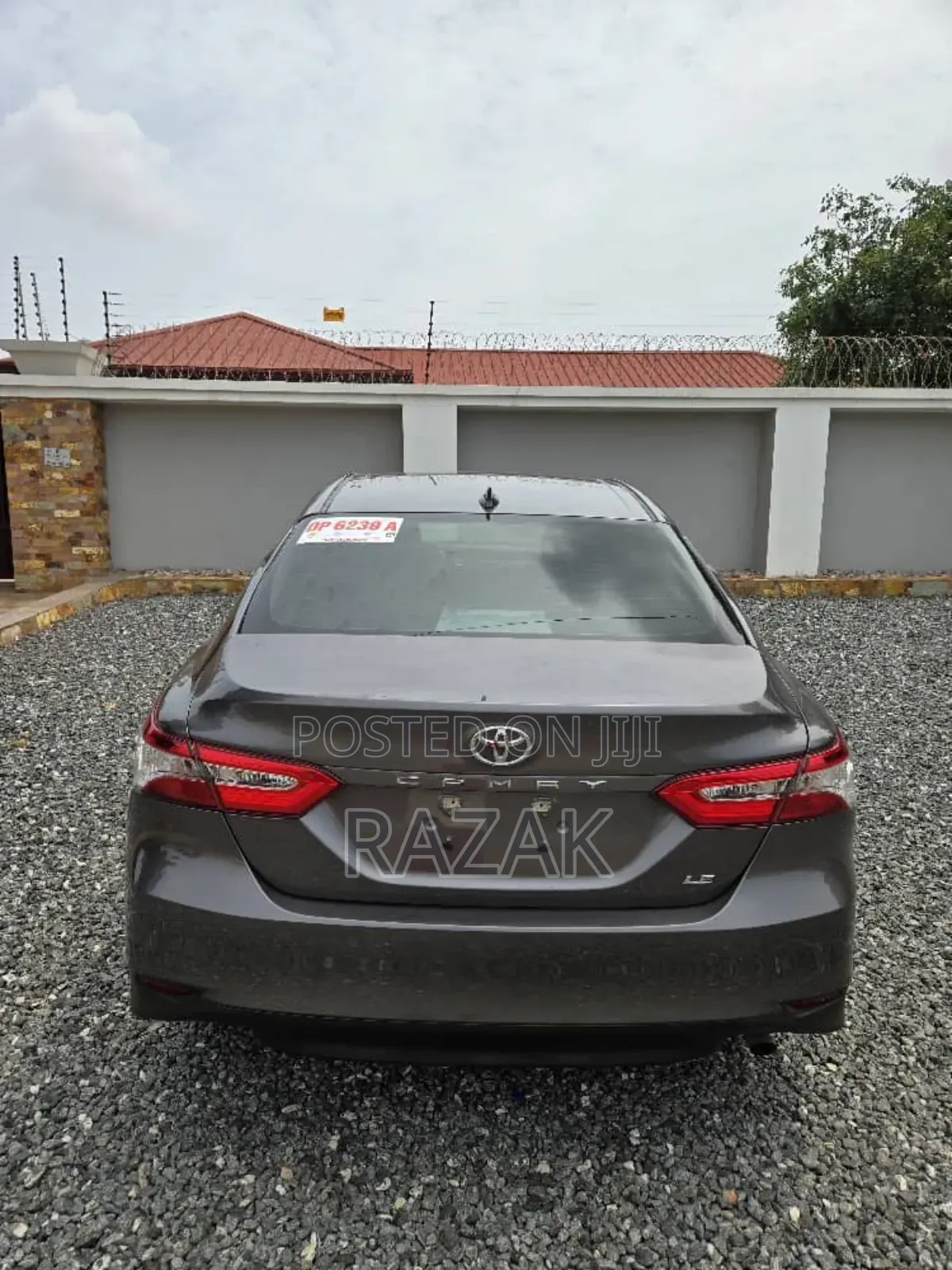 Toyota Camry 2019 Gray