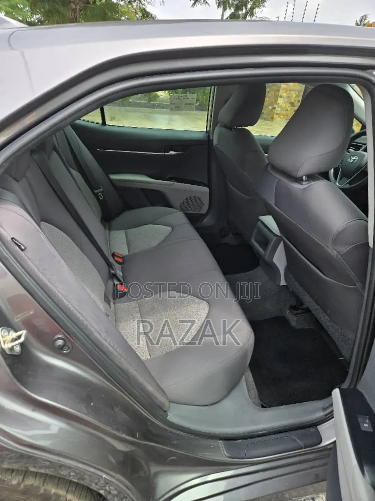 Toyota Camry 2019 Gray