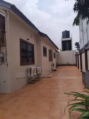 3bdrm House in Ayathar Bedroom, New Town for rent