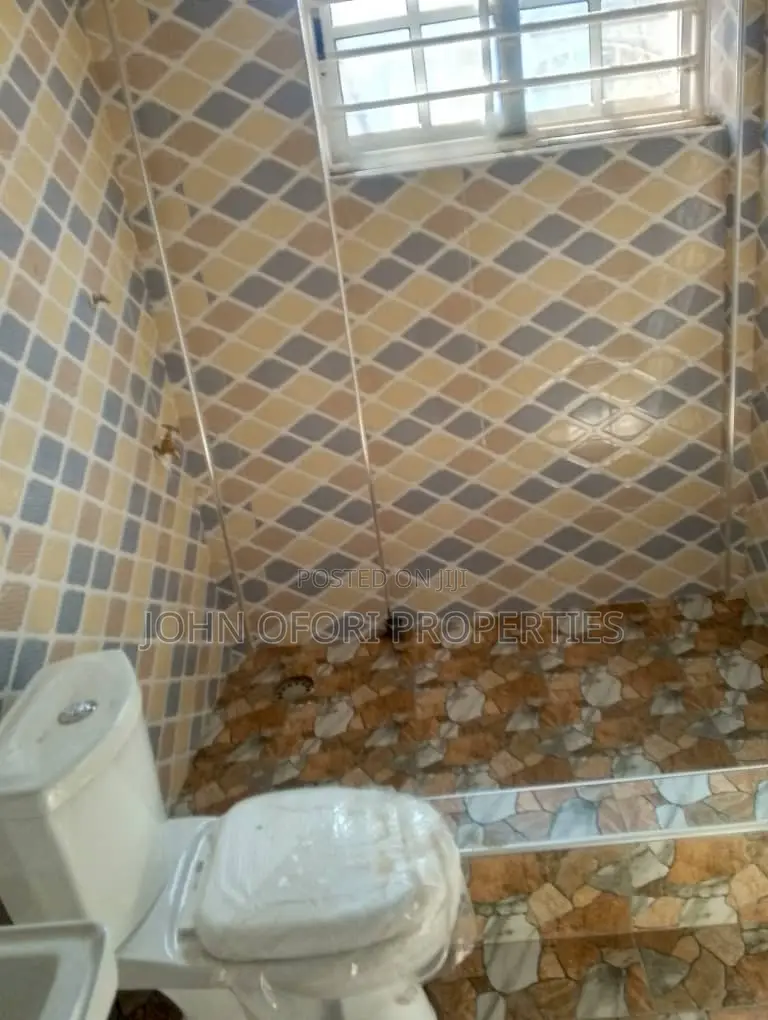 1bdrm Apartment in Ayeduase K. 5, Kumasi Metropolitan for rent
