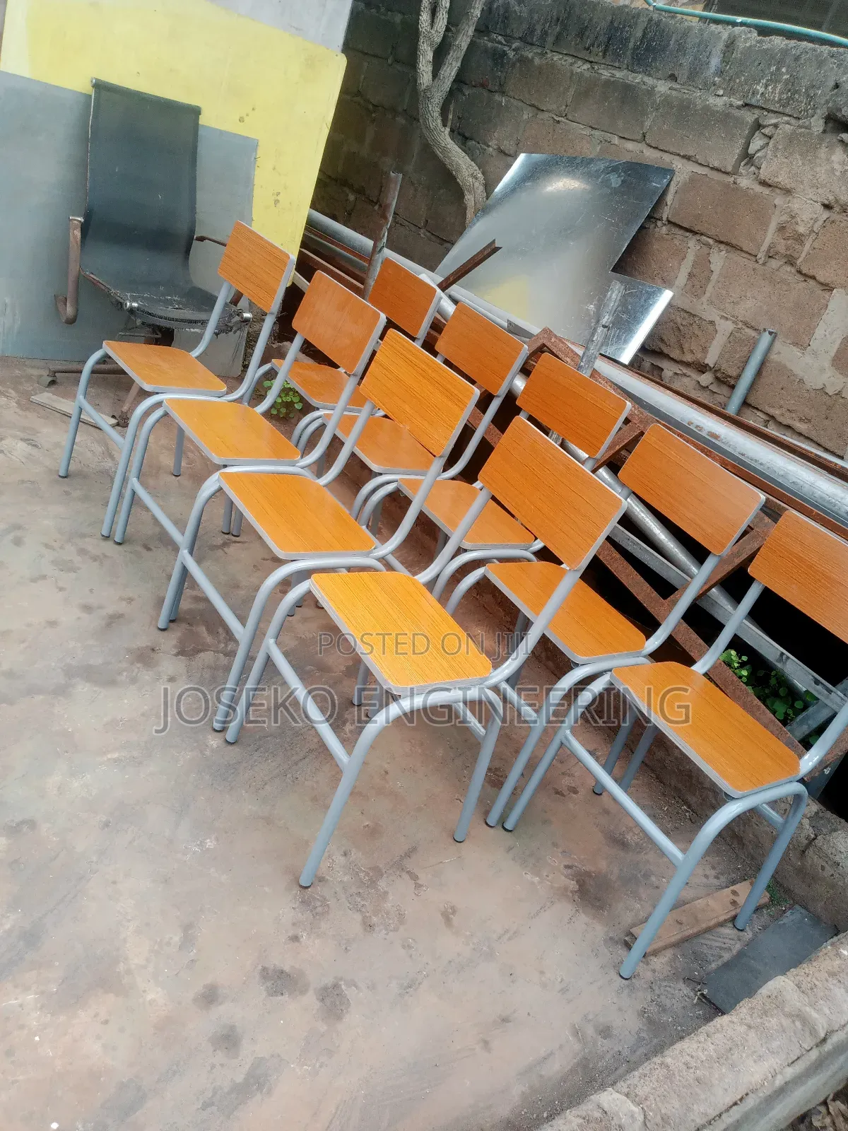 Desk For Student.(Table Attached)