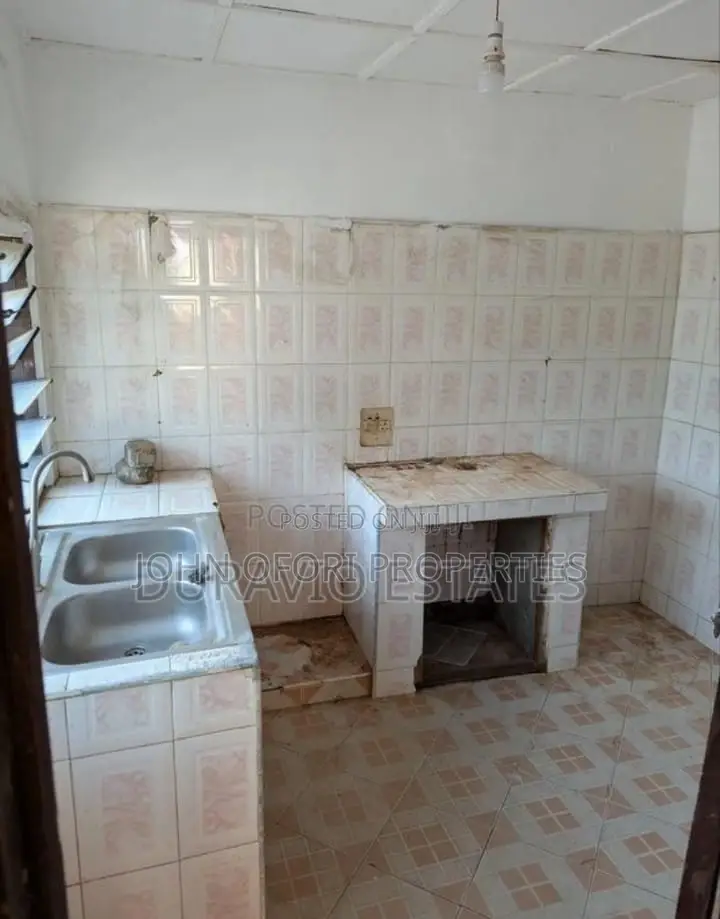1bdrm Apartment in Ayeduase K. 5, Kumasi Metropolitan for rent