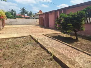 4bdrm Apartment in Ayathar Bedroom, Baatsona Total for rent