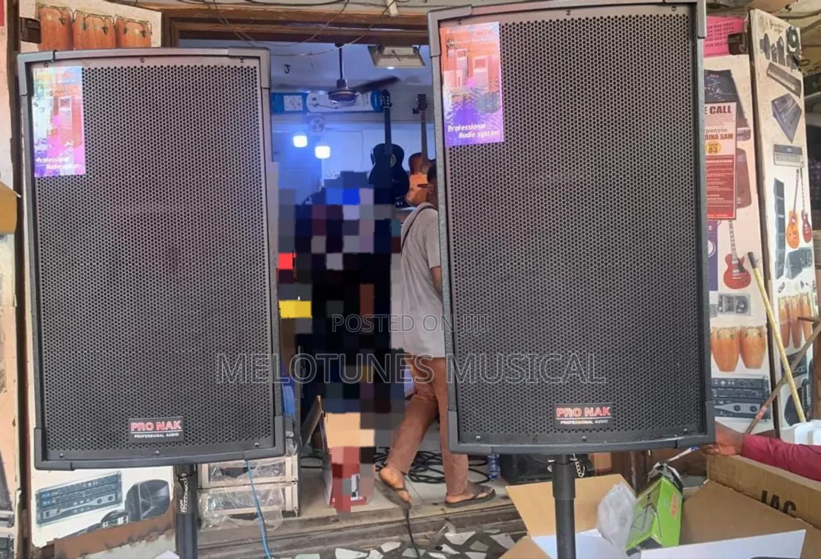 Pro-Nak Half Range Speakers