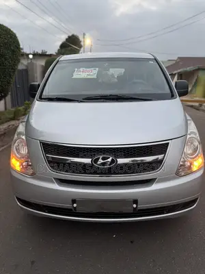 Hyundai Starex 2015 Silver
