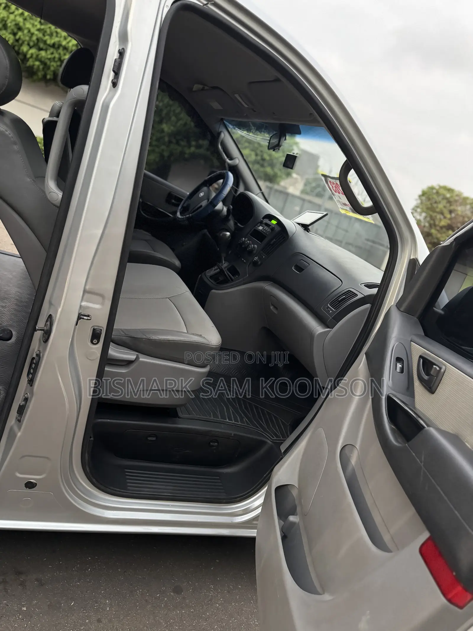 Hyundai Starex 2015 Silver