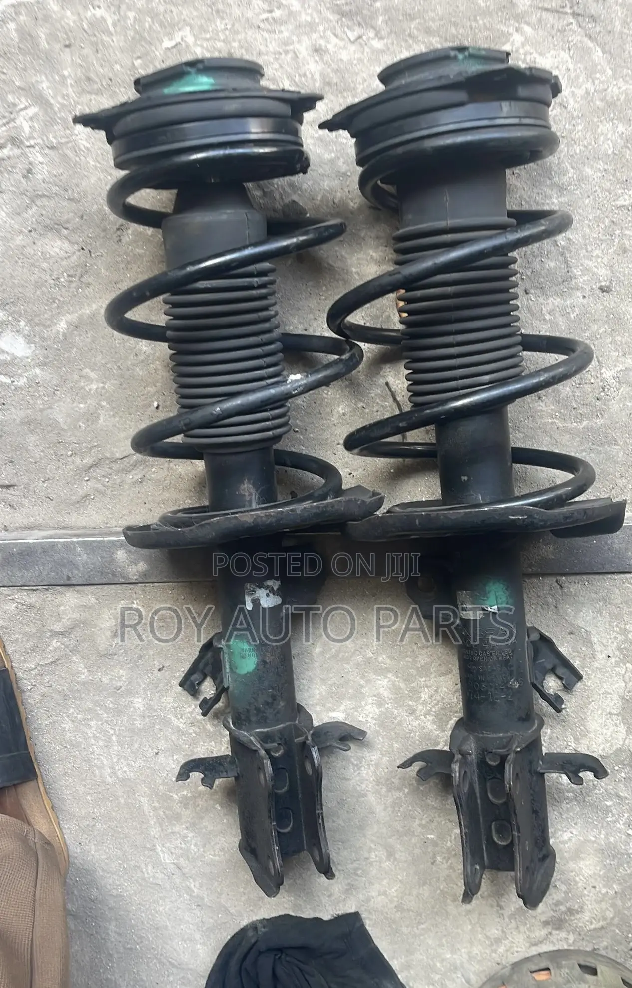 Nissan Sentra 2014-2018 Front Shocks