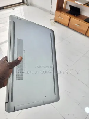 Laptop HP Pavilion 17 8GB Intel Core I5 SSD 256GB