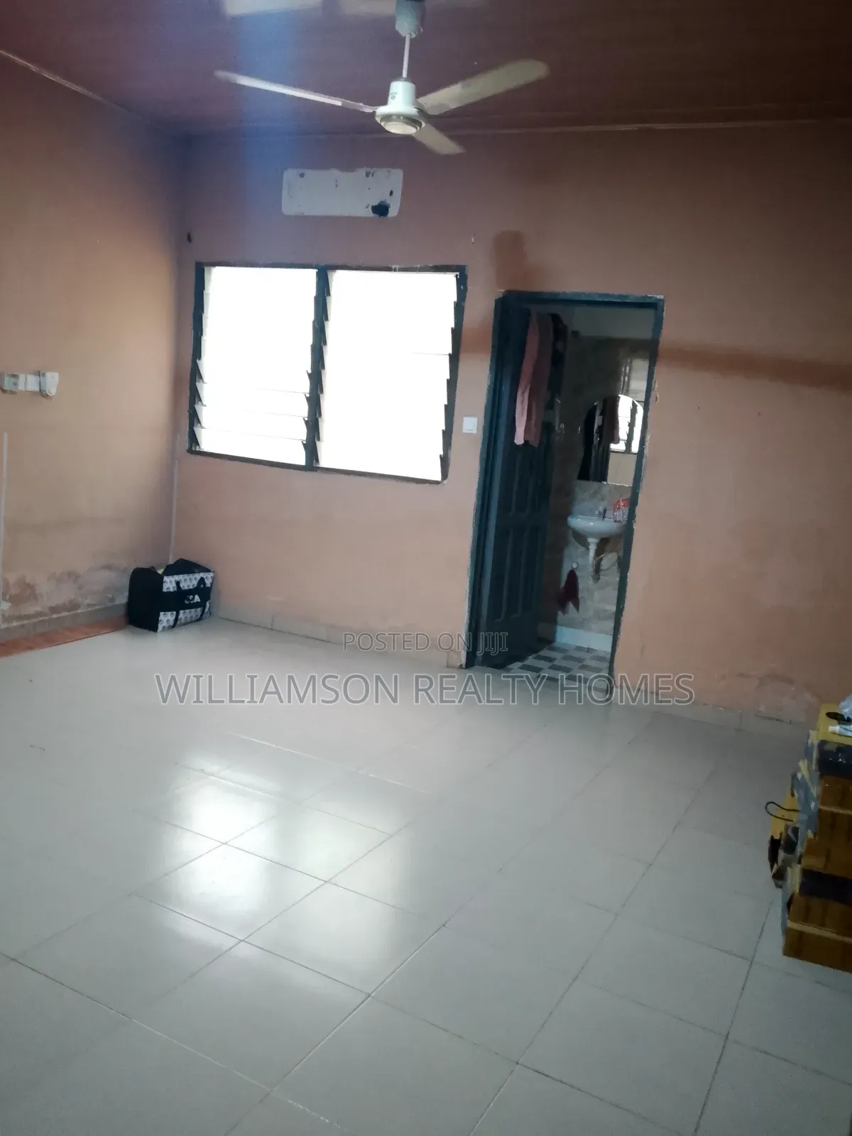 1bdrm House in Community 18 Area, Spintex for rent