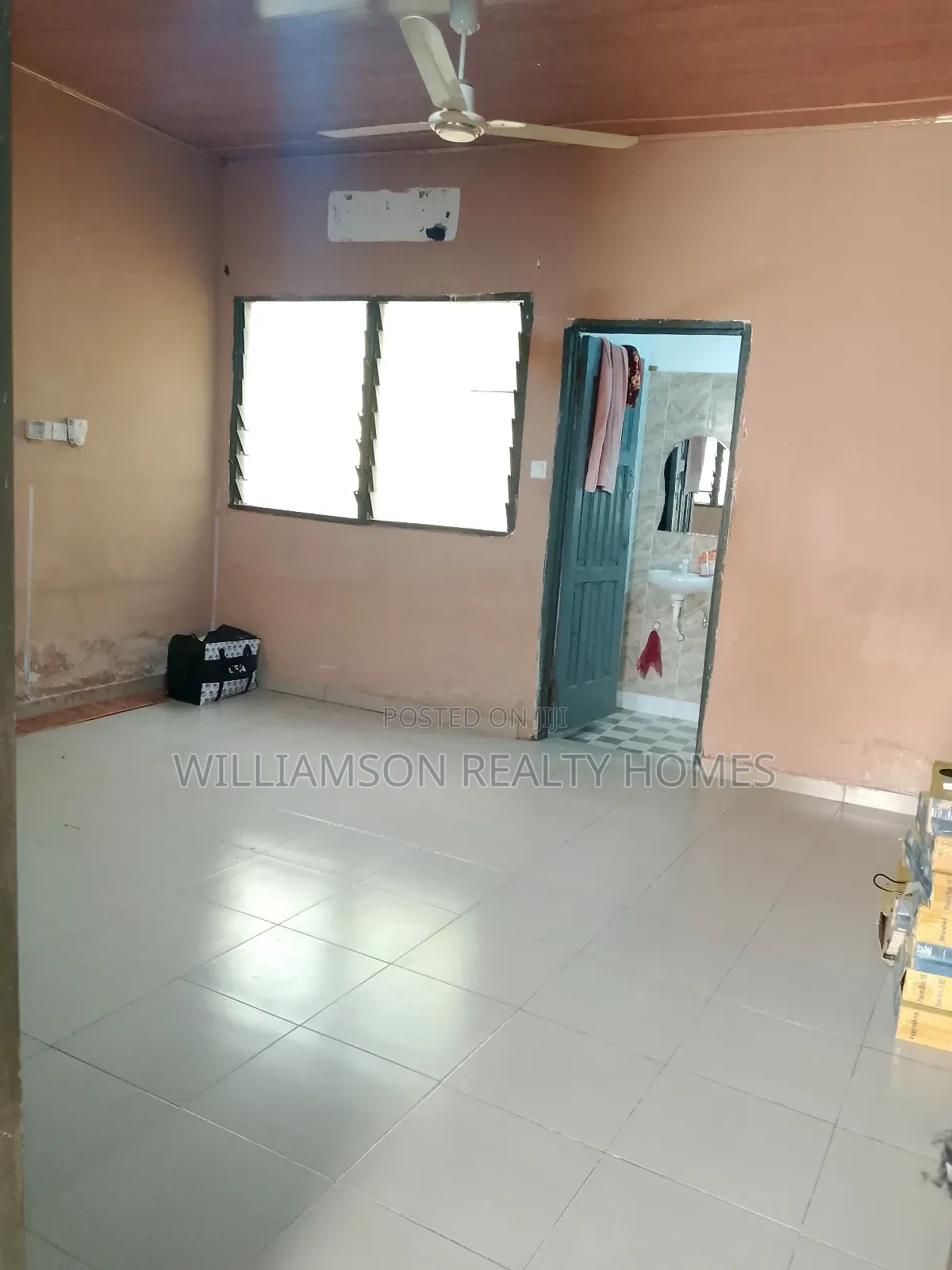 1bdrm House in Community 18 Area, Spintex for rent